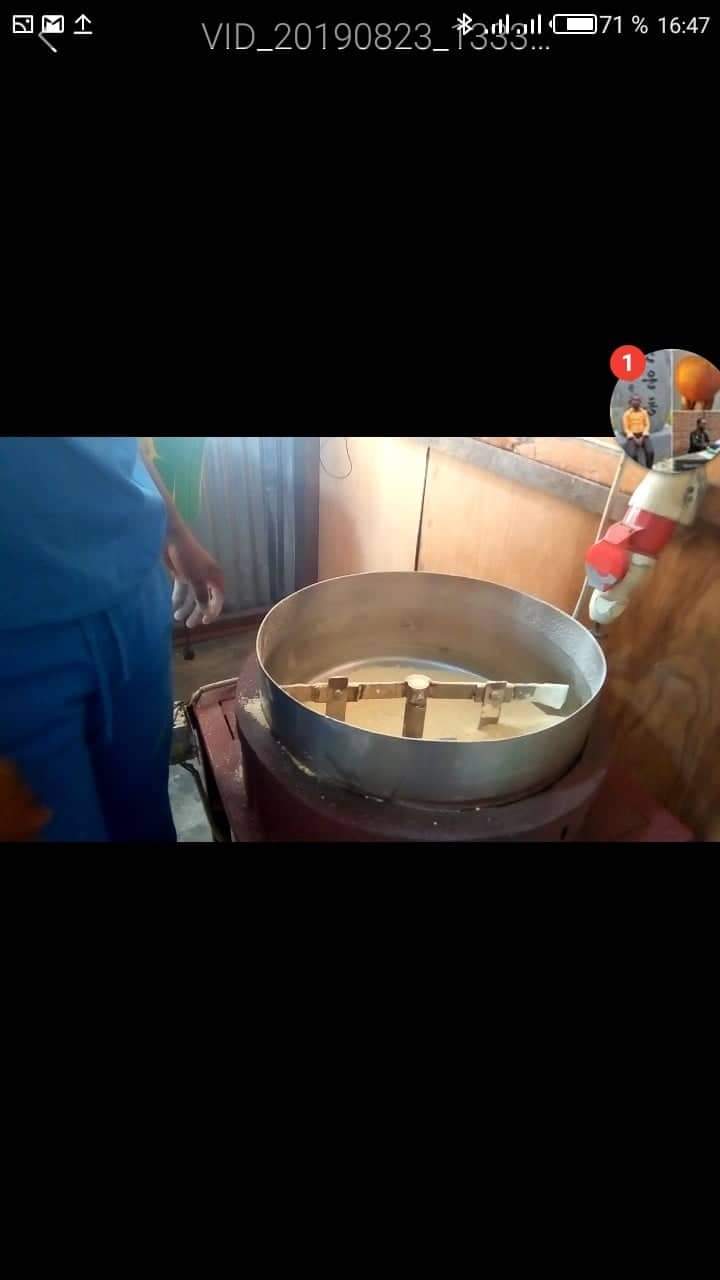 Transformation de manioc en gari